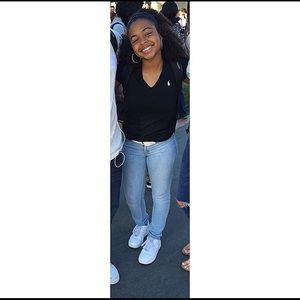 Meet your Posher, Olèvia