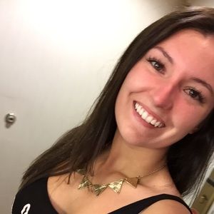 Meet your Posher, Jacqueline