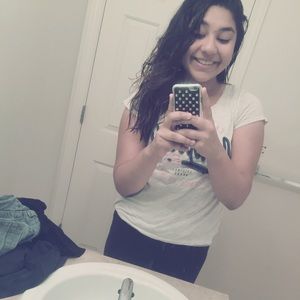 Meet your Posher, Kimberly