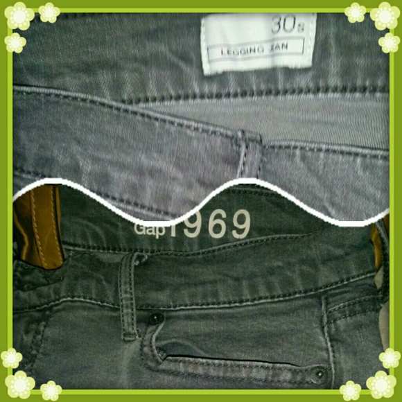 Gray legging jeans