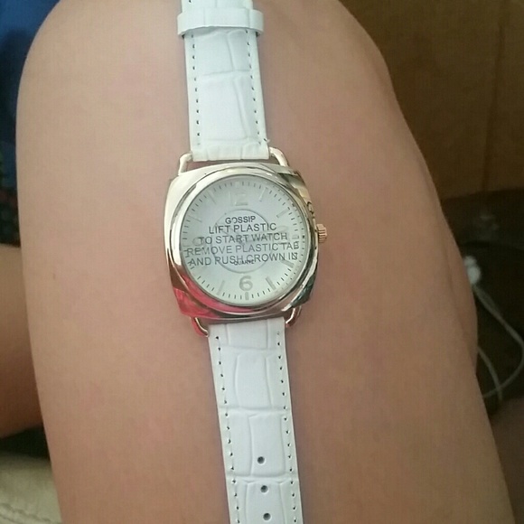 White Gossip Leather Reptile Watch