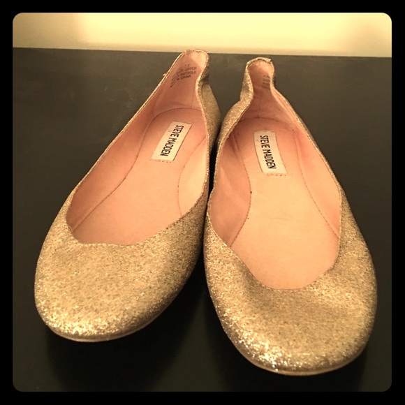 Steve Madden Kinnetic Sparkly Gold Flats