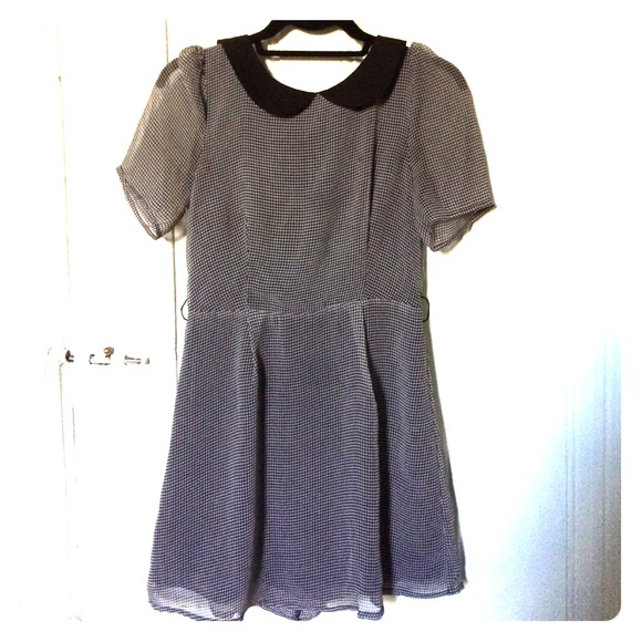 Glamorous Peter Pan dress in houndstooth print