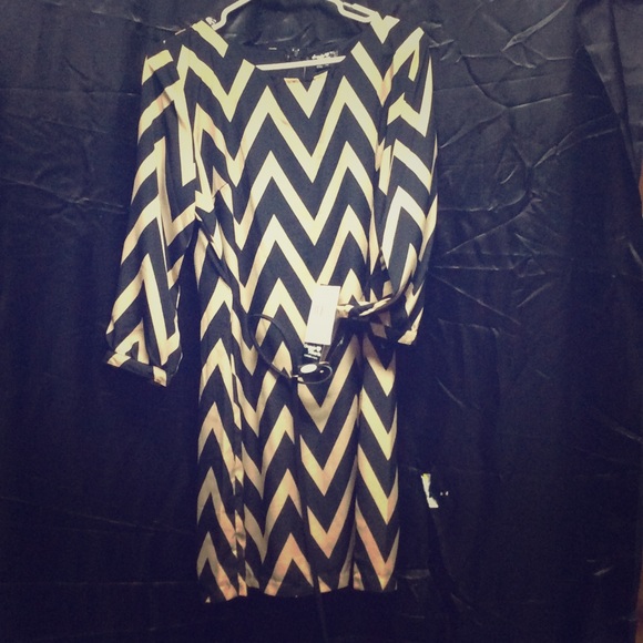 chevron black an cream dress
