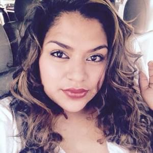 Meet your Posher, Mayra