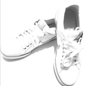 Nike leather sneakers