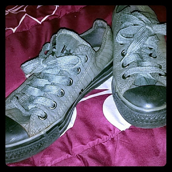 Pinstripe converse
