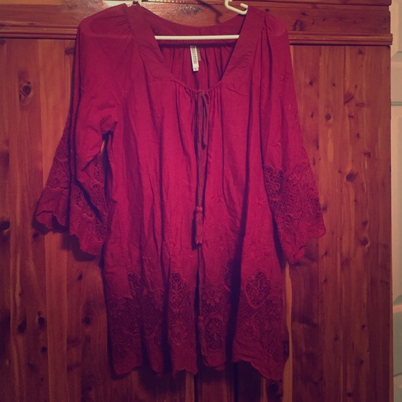Monoreno embroidered tunic.
