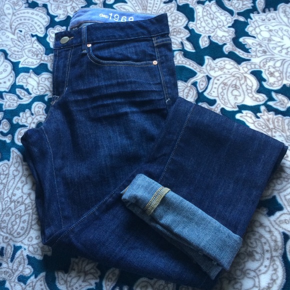 GAP 1969 REAL STRAIGHT JEANS