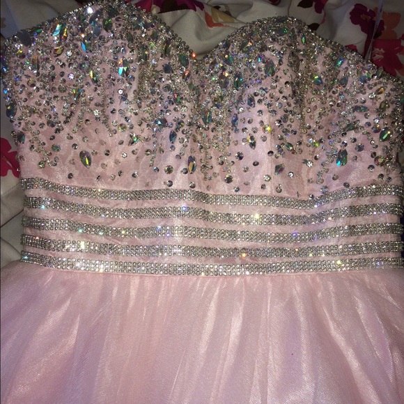 Prom/homecoming dress - Picture 2 of 3