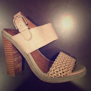 Lucky Brand Leather Stacked Heel Sandals