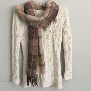 Loft Winter scarf- wool blend