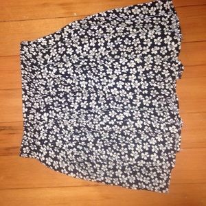 Brandy Melville skirt