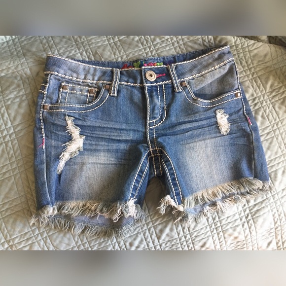 Cut Off Shorts
