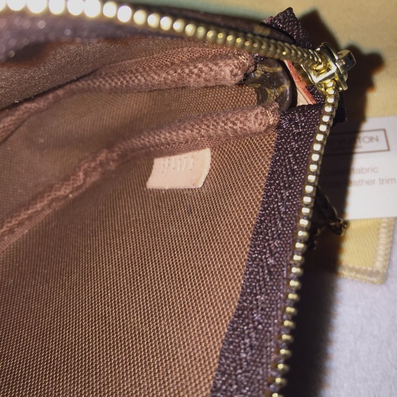 Louis Vuitton mini pochette--sold - Picture 4 of 4