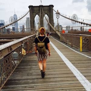 Meet your Posher, Caitlin