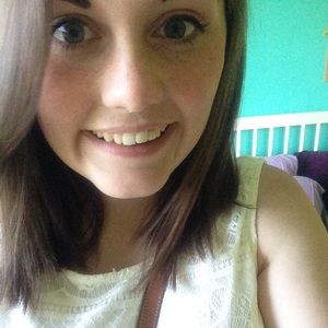 Meet your Posher, Steph