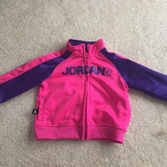 Baby girl Jordan jacket 18m - Picture 1 of 2