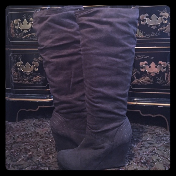 Grey wedge knee boots