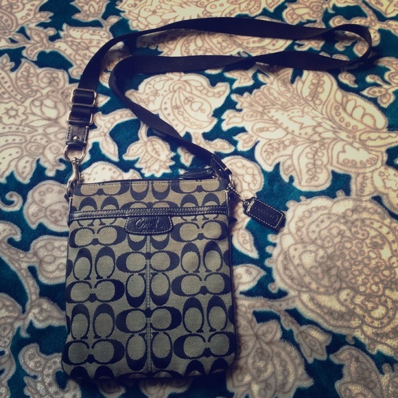 Black and Grey Coach Crossbody purse.