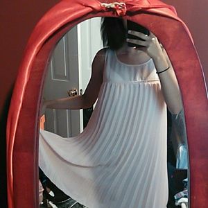 Pink pleated loose fitting dress