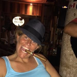 Meet your Posher, Lisa