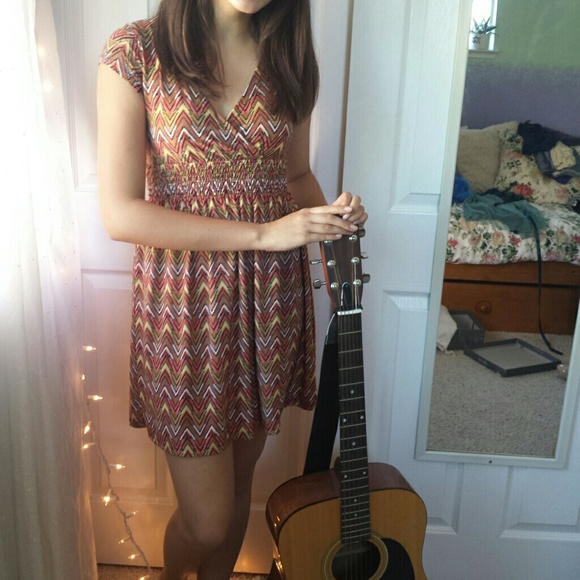 Patterned Dress - Picture 2 of 4