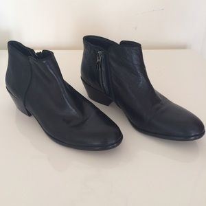 Sam Edelman Petty Chelsea Booties size 7.5