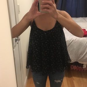 Blouse with light floral pattern