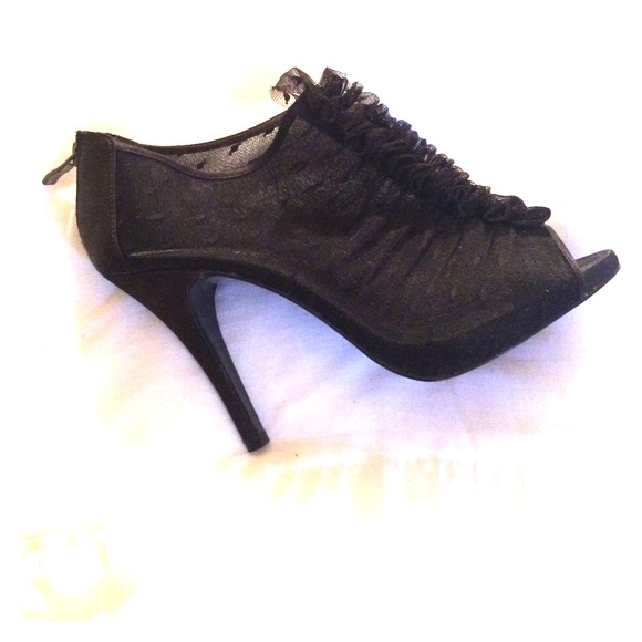Sheer heels!