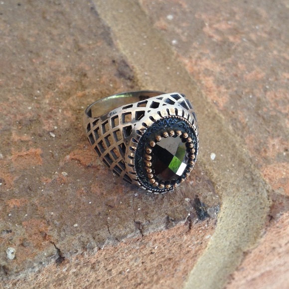 HANDCRAFTED HEMATITE RING - Picture 1 of 4