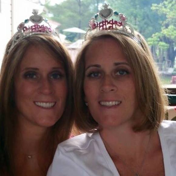 Meet your Posher, Laurie