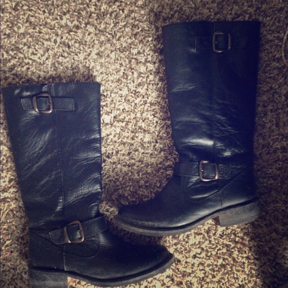 Steve Madden Leather boots