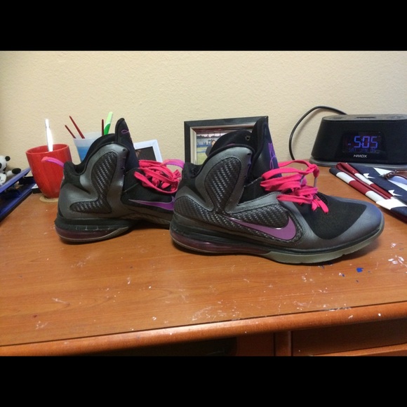 "Miami Night" Lebron 9s