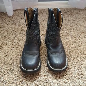Womens Ariat Fat Baby