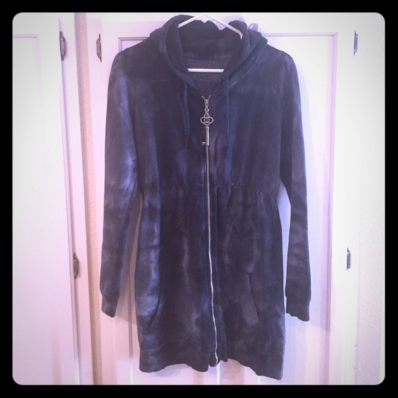 Chic but casual hoodie dress!