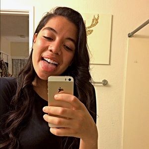 Meet your Posher, Areli