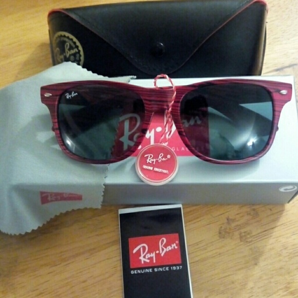Ray ban wayfarer wooden sunglasses
