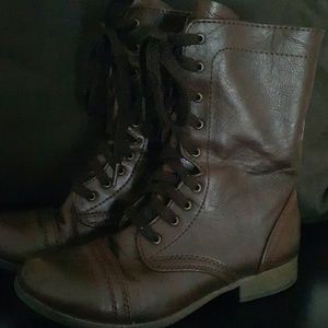 Target combat boots
