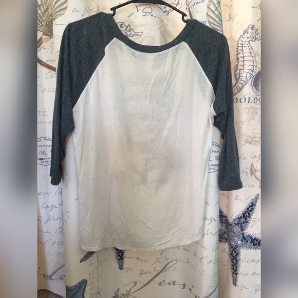 Cat Tee - Picture 2 of 3