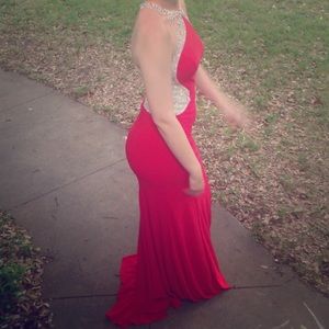 Prom dress ! Size 6 Fitted A slit train GORGEOUS!