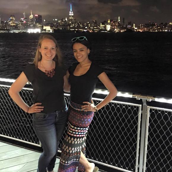 Meet your Posher, Marissa - Picture 1 of 1