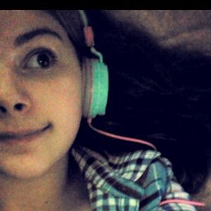 Meet your Posher, Hailey