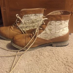 Brown and white lace ankle boots.