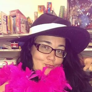 Meet your Posher, Paula