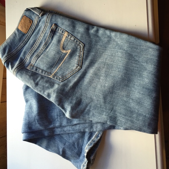Boot-cut American Eagle Jeans
