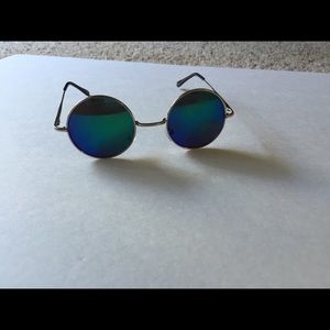 Stunning Round Glasses