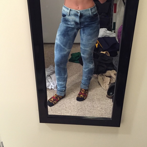 NWT Bleached Cheap Monday Skinny Jeans - Picture 3 of 3