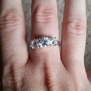Sterling silver 3 stone ring.