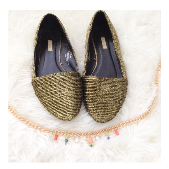 Ecote Shoes - Urban Outfitter's Ecoté Black & Gold Flats